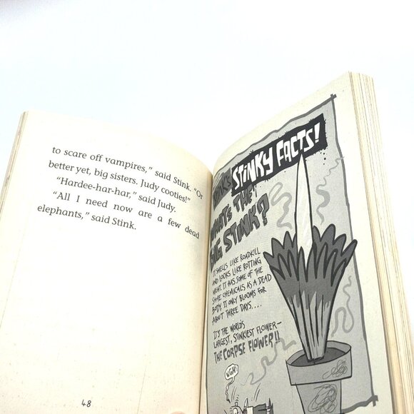 Stink and the Worlds Worst Super-Stinky Sneakers, Paperback by McDonald, Megan - Picture 7 of 8